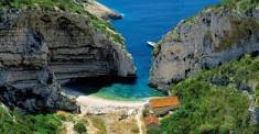 Uvala Stiniva, Vis